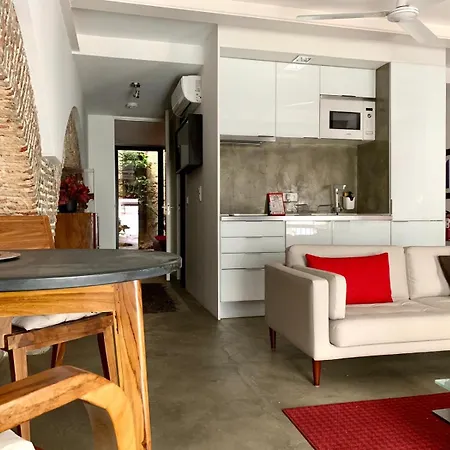 아파트 Old Stables Chiado - 2 Bedroom In The Heart Of 리스본