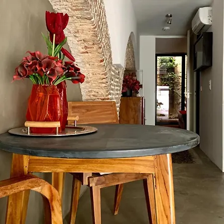 Old Stables Chiado - 2 Bedroom In The Heart Of *