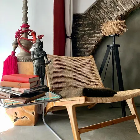 Old Stables Chiado - 2 Bedroom In The Heart Of * Lizbona